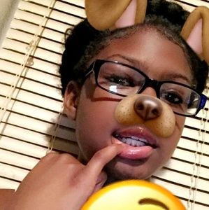 Meet your Posher, Nae